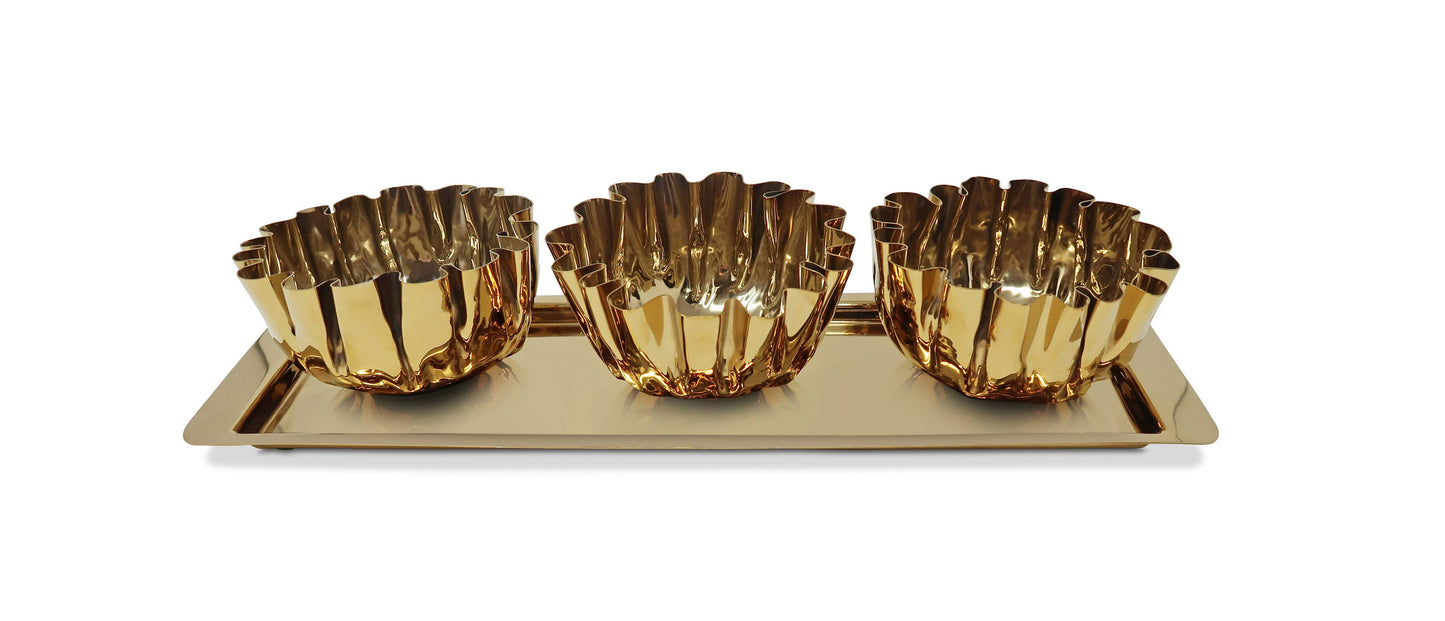 VIVIENCE - 3 Bowl Stainless Steel Relish Dish on Tray, 17.25"L