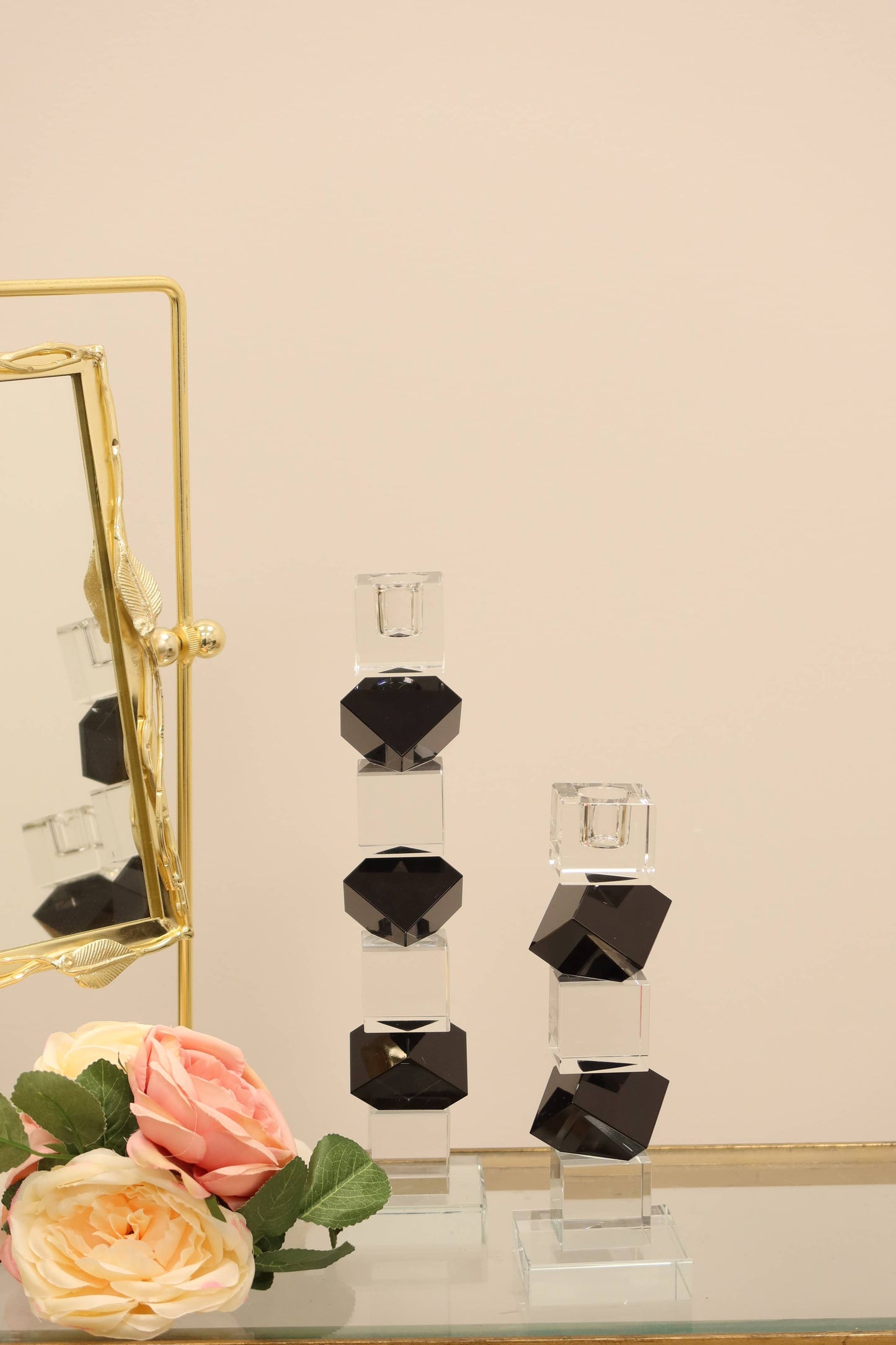 VIVIENCE - Crystal Candlestick w Black & Clear Block Design: Large