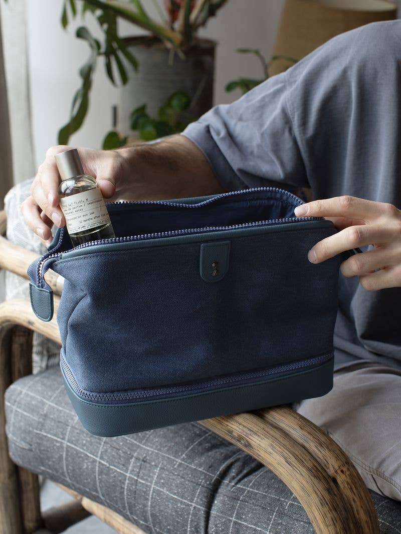 Stackers - Blue Canvas Doctors Style Washbag
