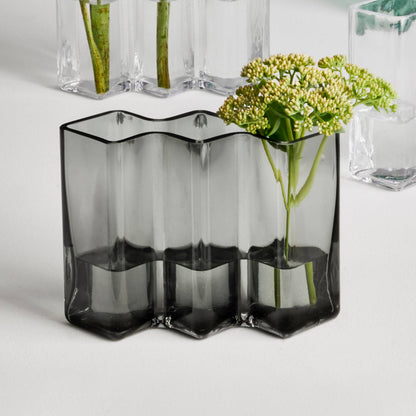 Born in Sweden AB - Row vase three low: Gray