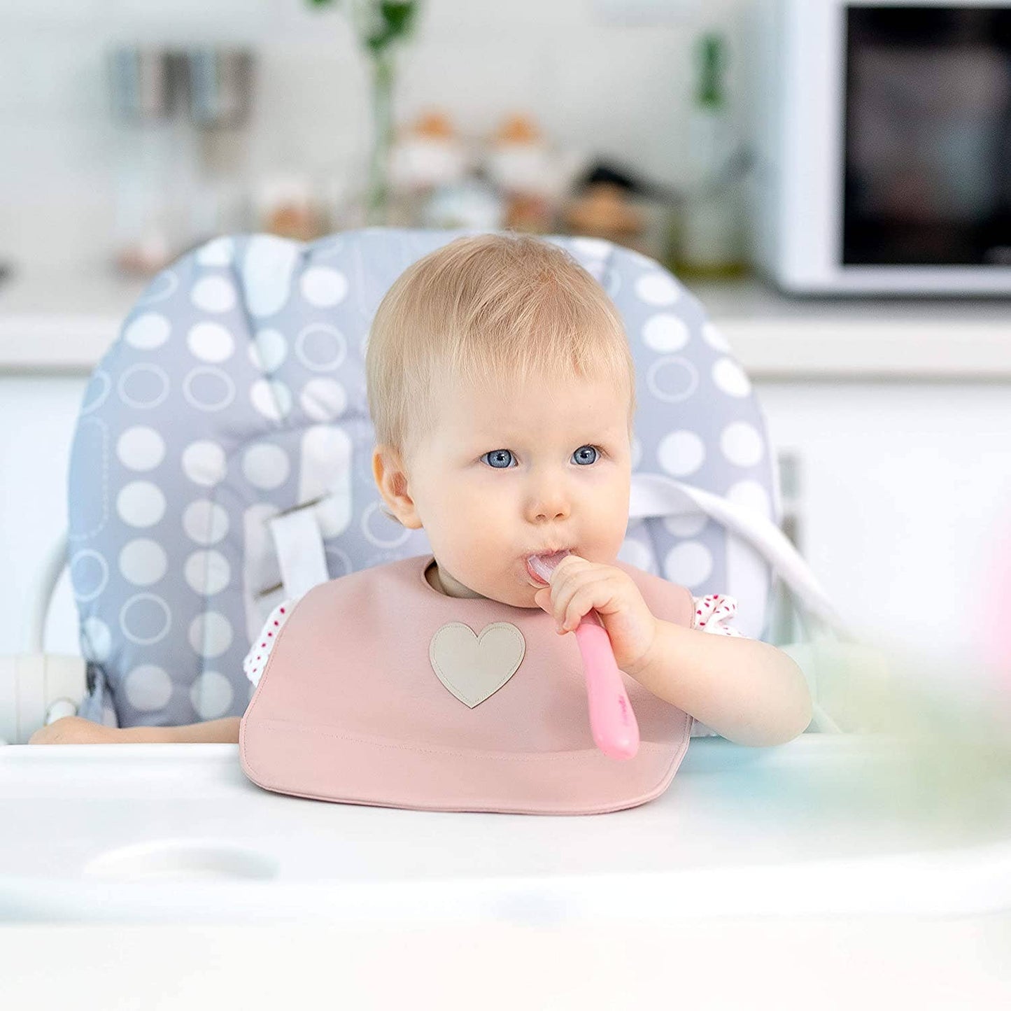 Bleu La La - Set of Soft Vegan Leather Easy Clean Bibs 12-24 Months: Blush Pink & Ivory
