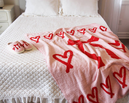 Lemonbella - Gianna Cozy Reversible Blanket Hearts & Bows 