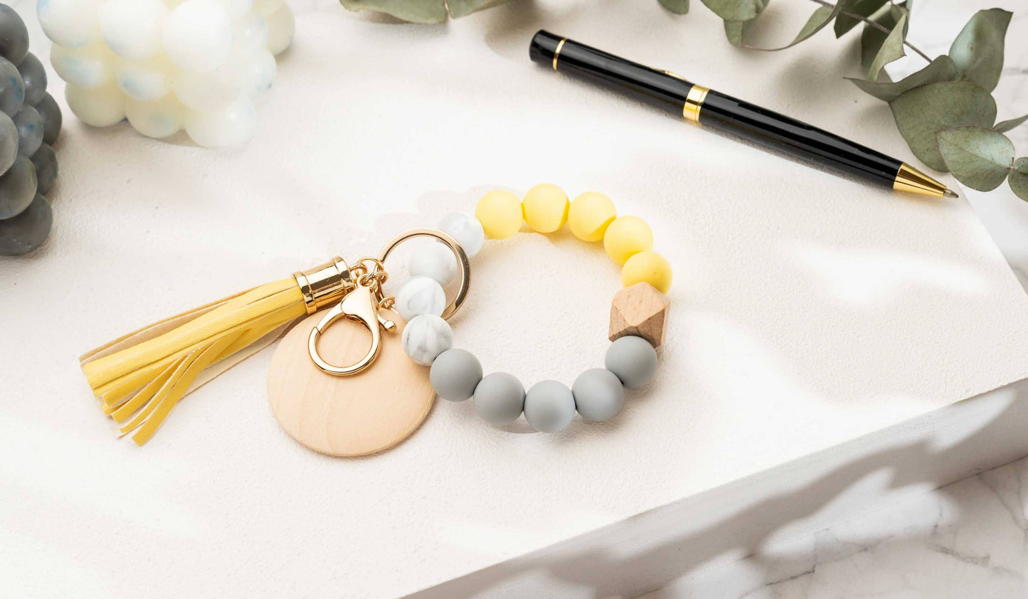 American Leather Goods - Keychain With Wristlet Bangle Bracelet, Keyring Bangle