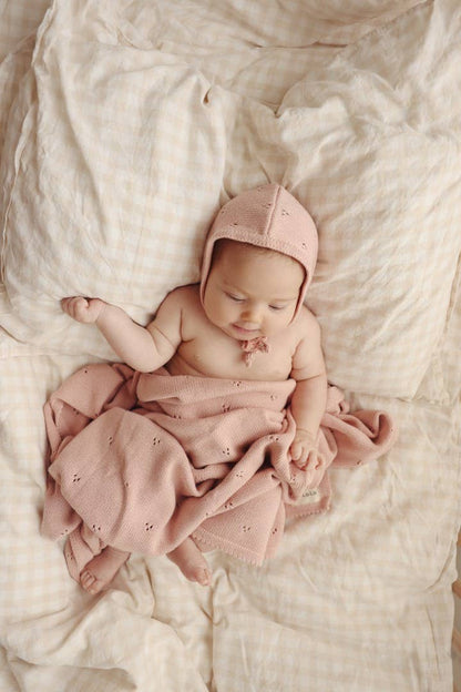 Bleu La La - Organic Cotton Luxury Organic Blanket + Bonnet Hat Set: Pink