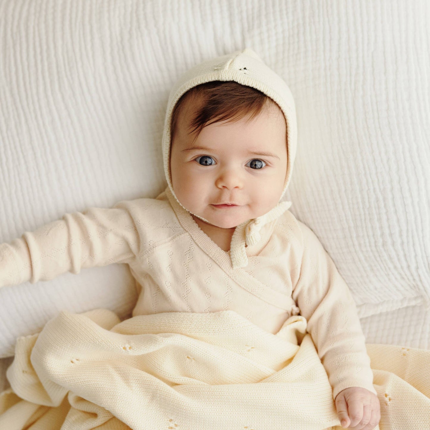 Bleu La La - 100% Organic Cotton Luxury Organic Blanket + Bonnet Hat Set: Beige