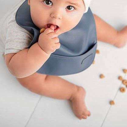 Bleu La La - Set of Soft Vegan Leather Easy Clean Bibs 0-12 Months: Steel Blue & Grey