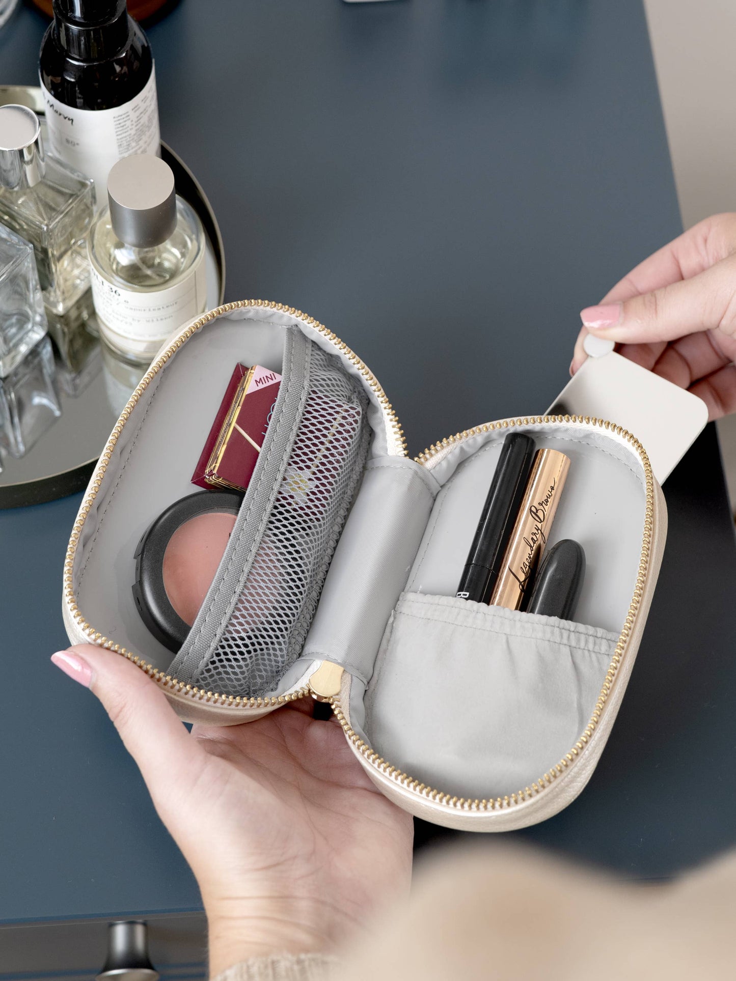 Stackers - Metallic Pearl Compact Cosmetic Case
