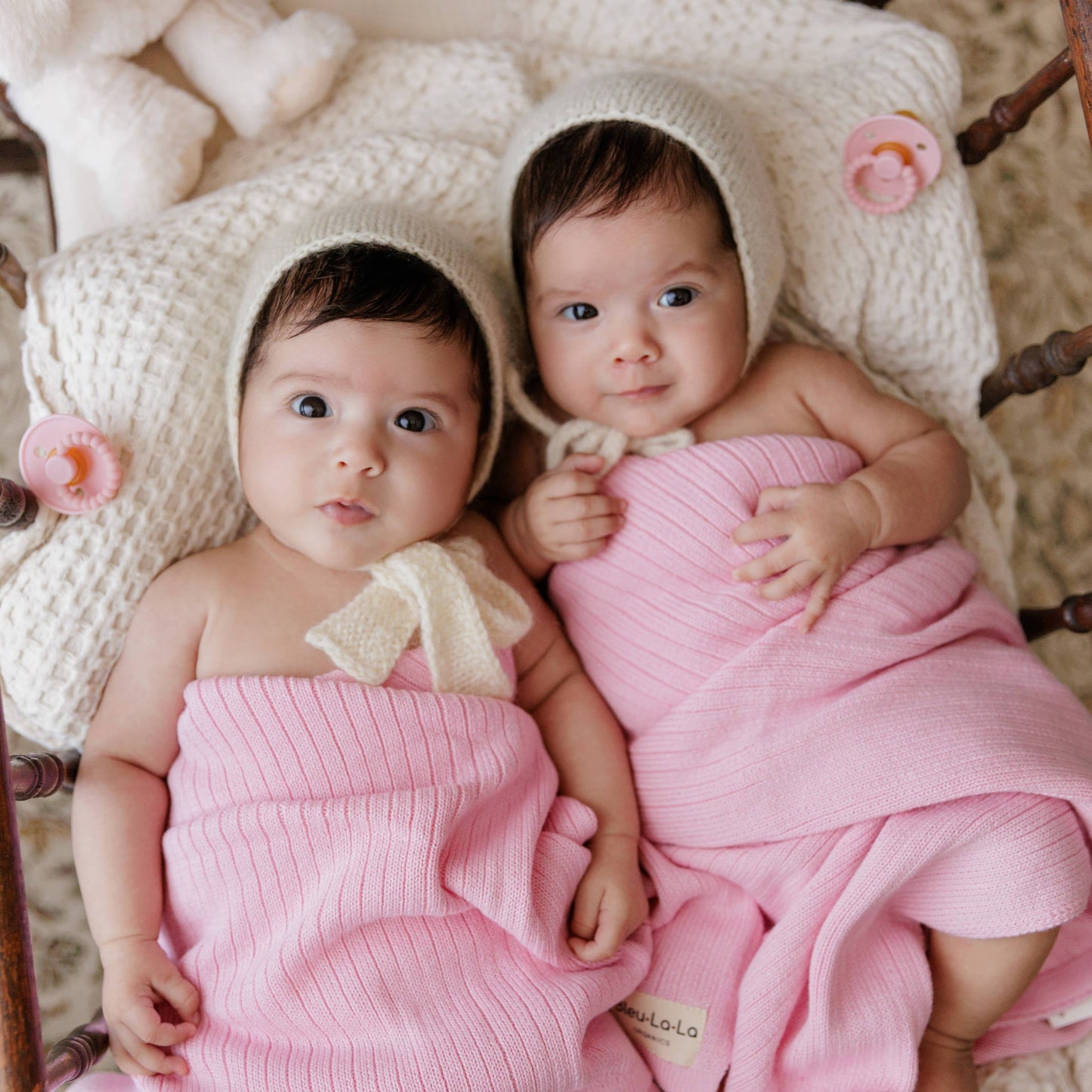 Bleu La La - 100% Luxury Organic Cotton Ribbed Baby Swaddle Blanket: Petal Pink