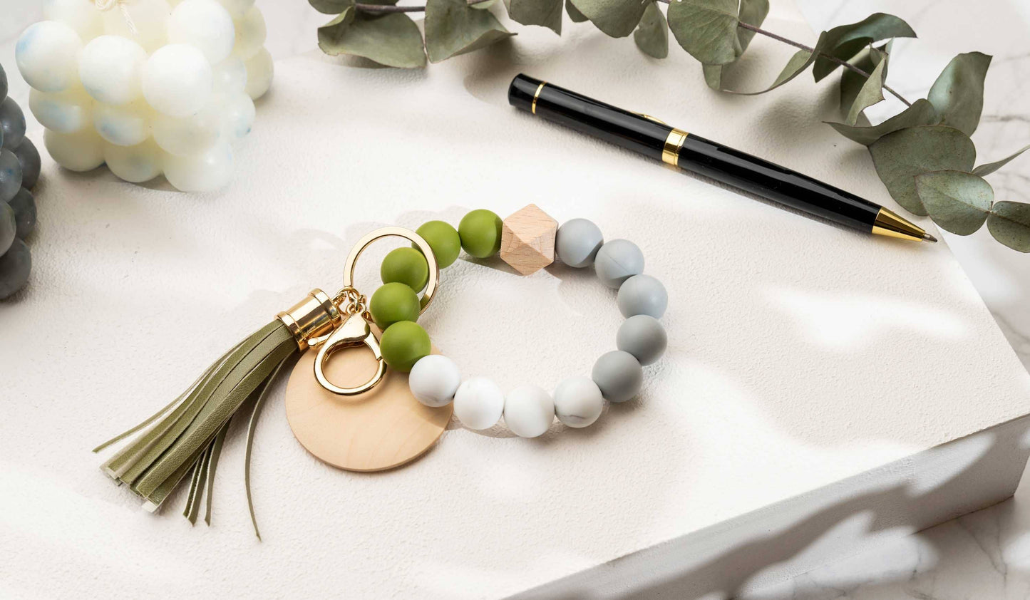 American Leather Goods - Keychain With Wristlet Bangle Bracelet, Keyring Bangle