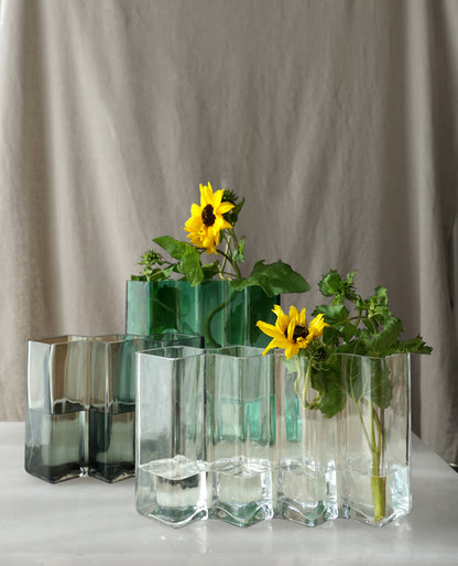 Born in Sweden AB - Row vase three low: Gray